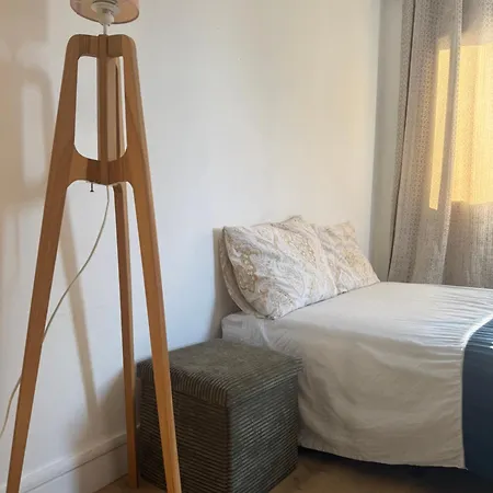 2 Pieces Centre Terrasse Et A 5 Min شقة